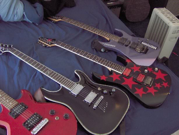 Name:  guitars.jpg
Views: 6
Size:  57.7 KB