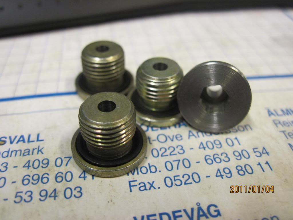 Name:  Wolvo142-26B-2011-01-04003-30.jpg
Views: 943
Size:  70.5 KB